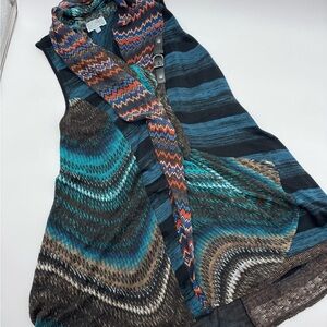 Women’s Knit Multicolor Sleeveless Faux Wrap Tunic Top with Buckle, Size Large